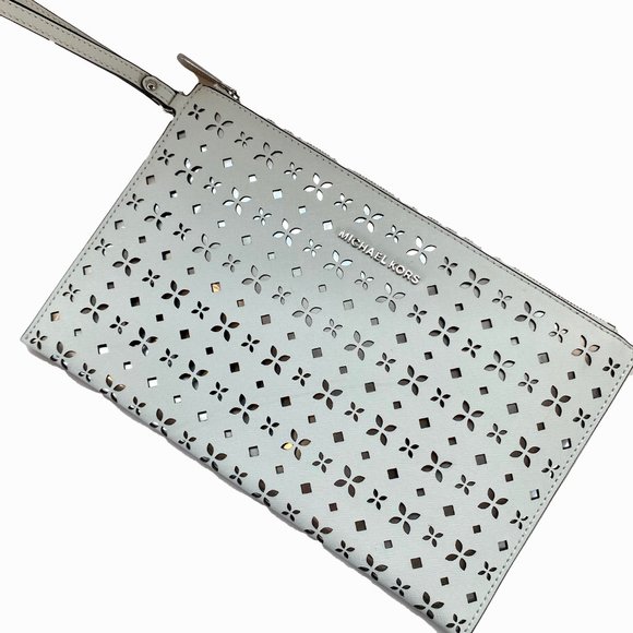 MICHAEL Michael Kors Handbags - MICHAEL KORS Jet Set White Leather Zip Clutch